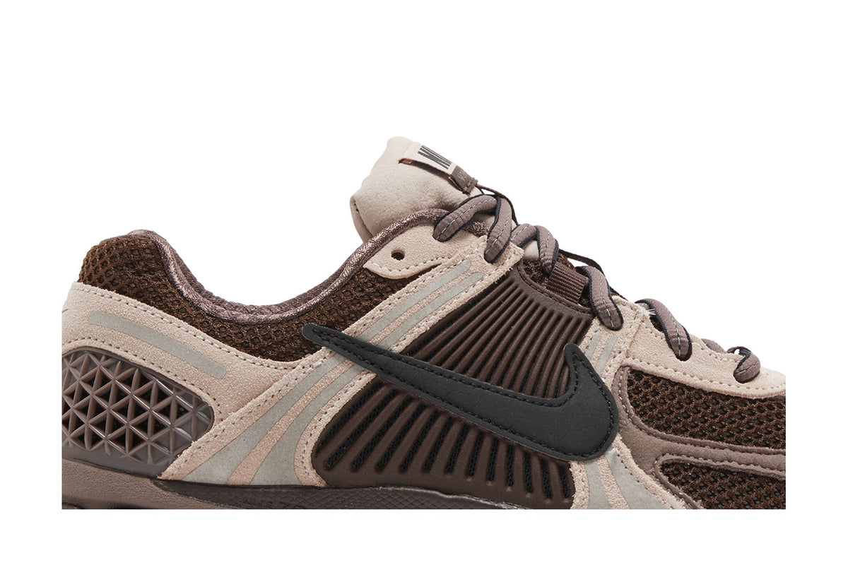 Nike Zoom Vomero 5 Plum Eclipse (Women's) sneaker afbeelding 2 - stylecode FV1166-200