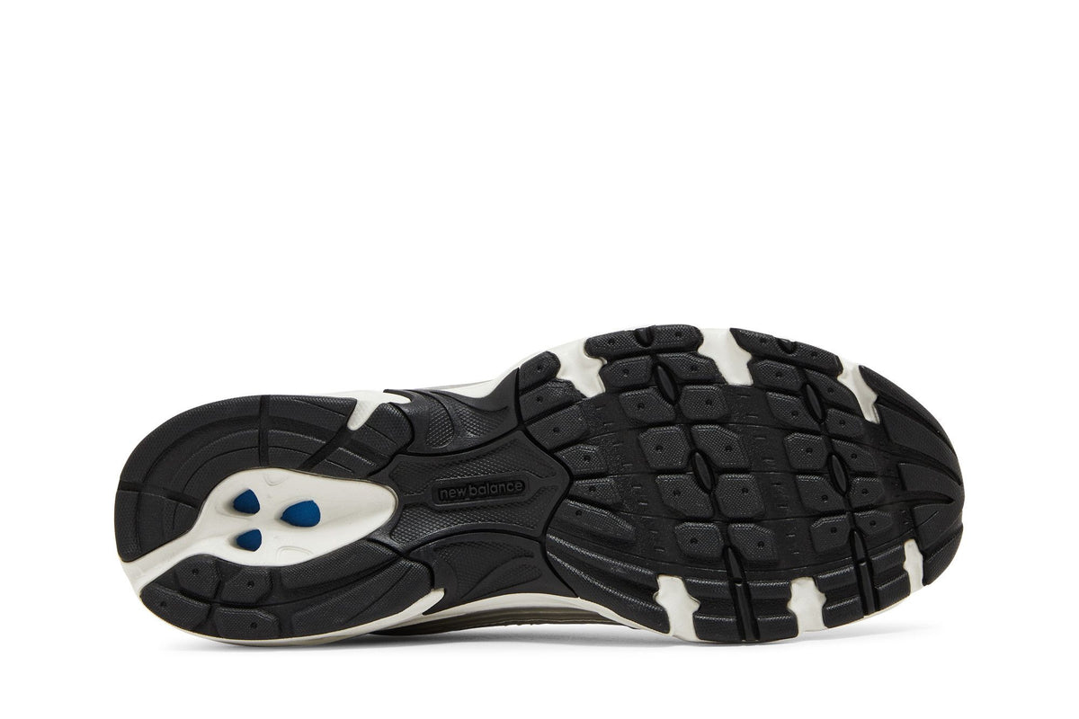 New Balance 530 Grey Matter Silver Metallic sneaker afbeelding 4 - stylecode MR530LG