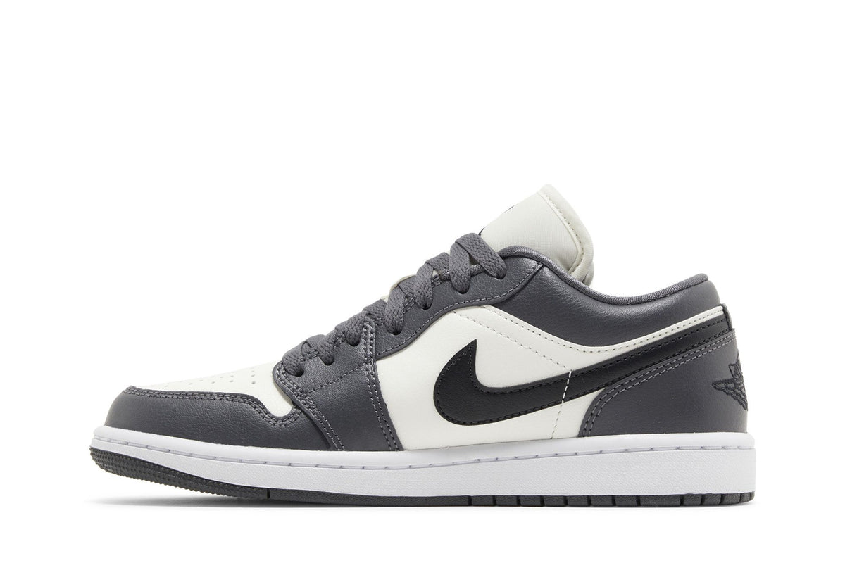 Jordan 1 Low Dark Grey (Women's) sneaker afbeelding 3 - stylecode DC0774-102