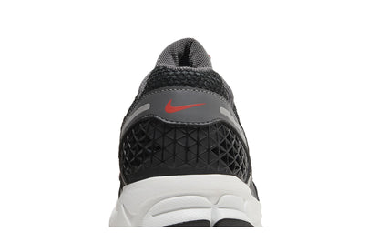 Nike Zoom Vomero 5 Black Picante Red sneaker afbeelding 7 - stylecode FB9149-001