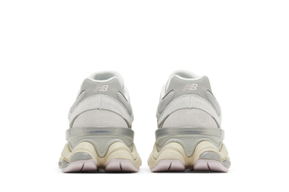 New Balance 9060 Grey Lilac sneaker afbeelding 6 - stylecode U9060GM