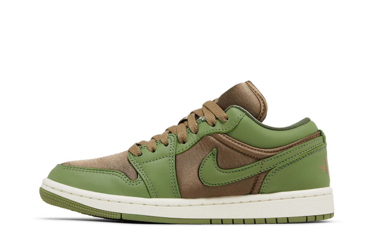 Jordan 1 Low SE Brown Kelp Sky J Light Olive (Women's) sneaker afbeelding 3 - stylecode FB9893-300