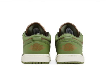 Jordan 1 Low SE Brown Kelp Sky J Light Olive (Women's) sneaker afbeelding 6 - stylecode FB9893-300