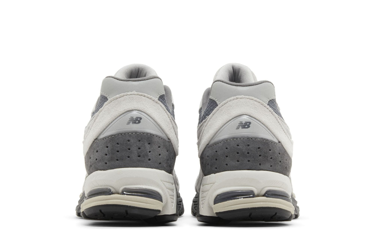 New Balance 2002R Raincloud Concrete sneaker afbeelding 6 - stylecode M2002RRW