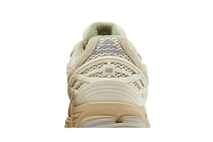 New Balance 1906R AURALEE Bone White sneaker afbeelding 7 - stylecode M1906RAU