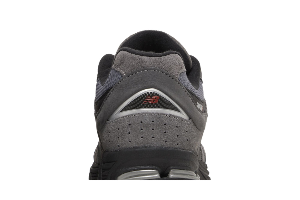 New Balance 2002R Castlerock Black sneaker afbeelding 7 - stylecode M2002REH