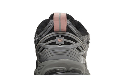 New Balance 1906R Black Pink Moon sneaker afbeelding 7 - stylecode M1906RHC