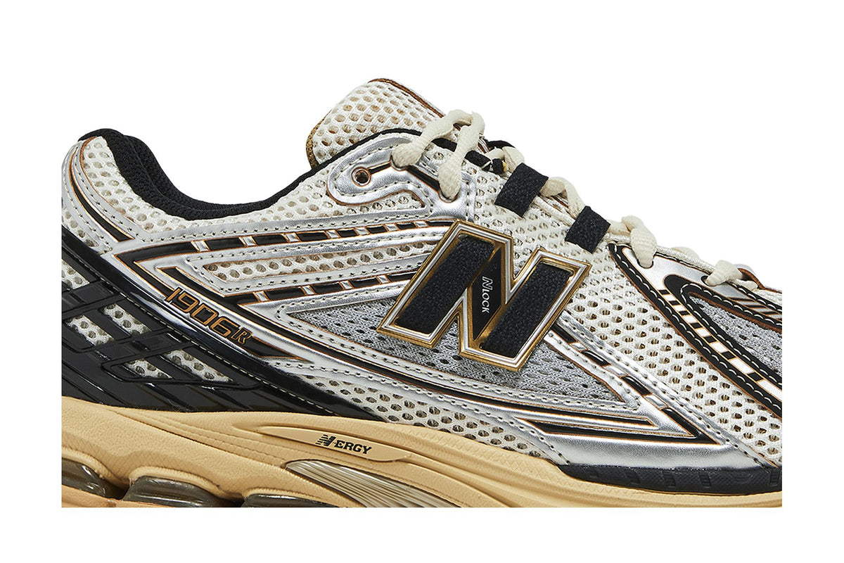 New Balance 1906R Vintage Metallic Silver sneaker afbeelding 2 - stylecode M1906RAV