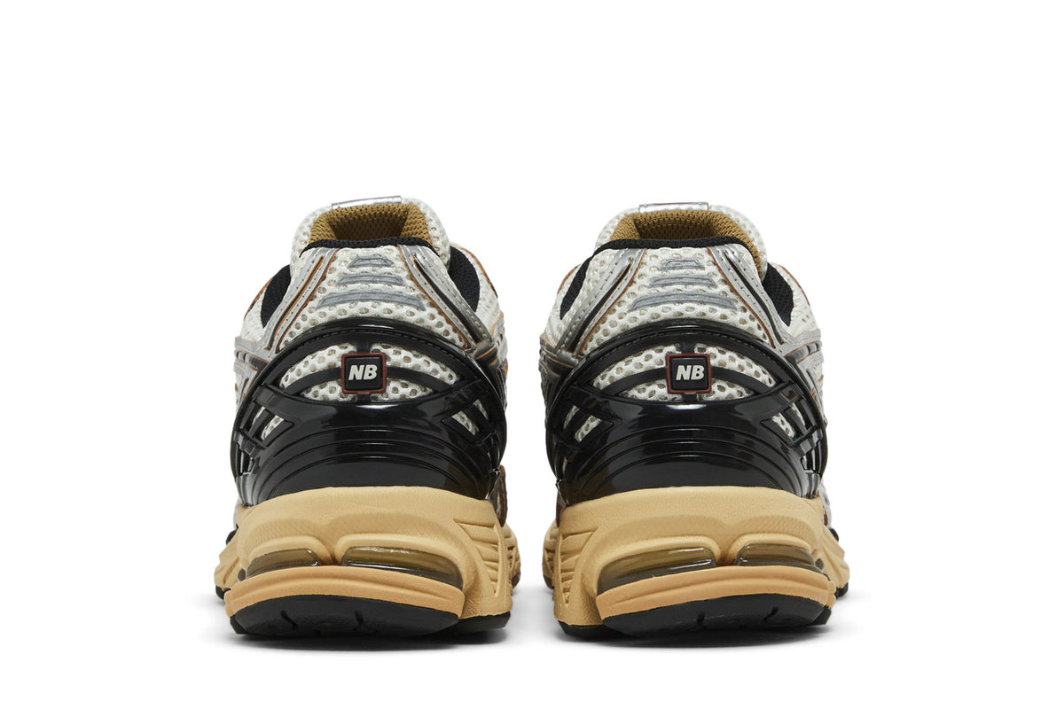 New Balance 1906R Vintage Metallic Silver sneaker afbeelding 6 - stylecode M1906RAV