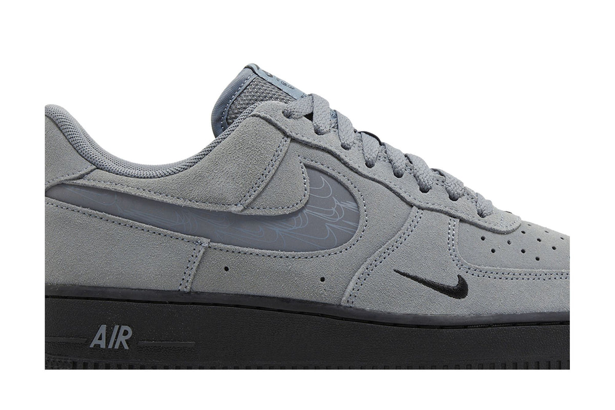 Nike Air Force 1 Low '07 LV8 Reflective Swoosh Cool Grey sneaker afbeelding 2 - stylecode DZ4514-002
