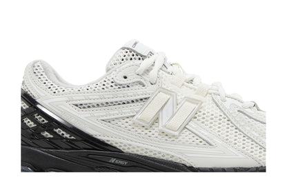New Balance 1906R Comme des Garcons Homme White sneaker afbeelding 2 - stylecode M1906RCO