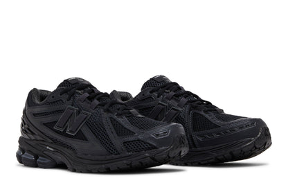 New Balance 1906R Comme des Garcons Homme Black sneaker afbeelding 8 - stylecode M1906RCM