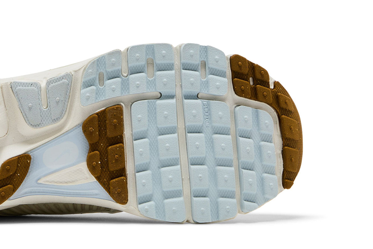 Nike Zoom Vomero 5 Sail Buff Gold (Women's) sneaker afbeelding 5 - stylecode FV3638-171