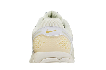 Nike Zoom Vomero 5 Sail Buff Gold (Women's) sneaker afbeelding 7 - stylecode FV3638-171