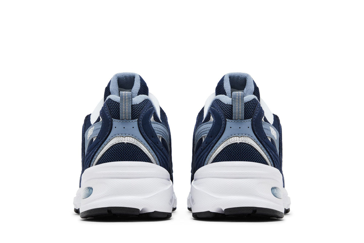 New Balance 530 Navy Arctic Grey sneaker afbeelding 6 - stylecode MR530CA