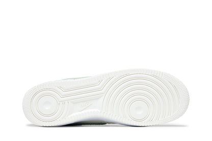 Nike Air Force 1 Low '07 Year of the Dragon (2024) sneaker afbeelding 4 - stylecode FZ5052-131