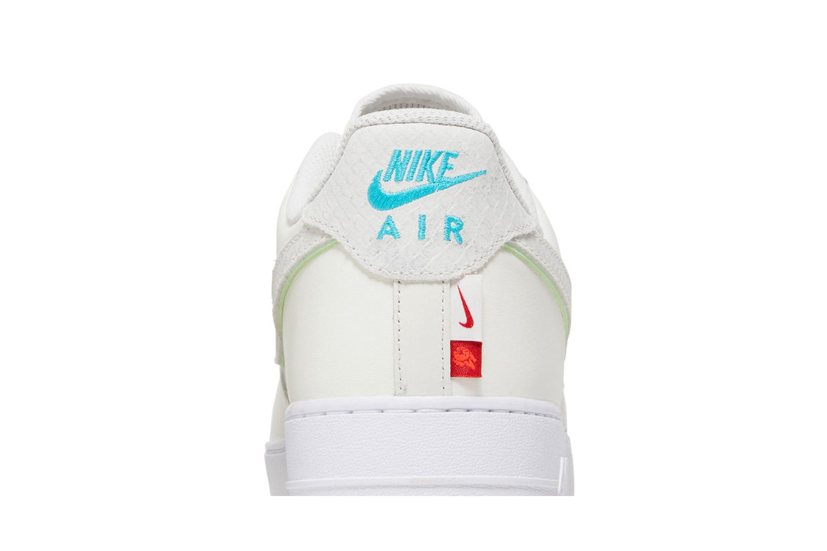 Nike Air Force 1 Low '07 Year of the Dragon (2024) sneaker afbeelding 7 - stylecode FZ5052-131