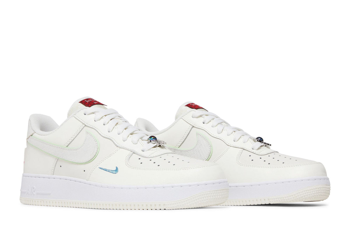 Nike Air Force 1 Low '07 Year of the Dragon (2024) sneaker afbeelding 8 - stylecode FZ5052-131