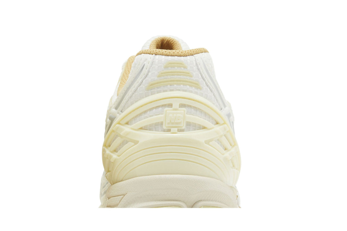 New Balance 1906R Lunar New Year White sneaker afbeelding 7 - stylecode M1906NLY