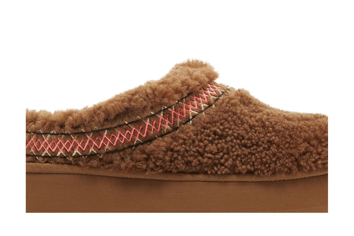 UGG Tazz Slipper Heritage Braid Hardwood (Women's) sneaker afbeelding 2 - stylecode 1143976-HWD