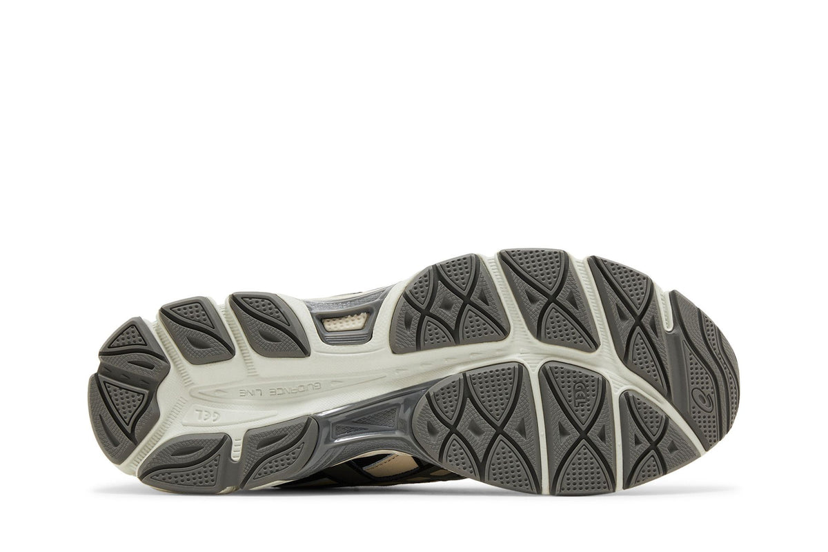 ASICS Gel-NYC 2055 Pale Oak Truffle Grey sneaker afbeelding 4 - stylecode 1203A542-200