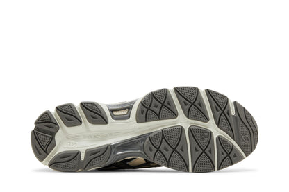 ASICS Gel-NYC 2055 Pale Oak Truffle Grey sneaker afbeelding 4 - stylecode 1203A542-200