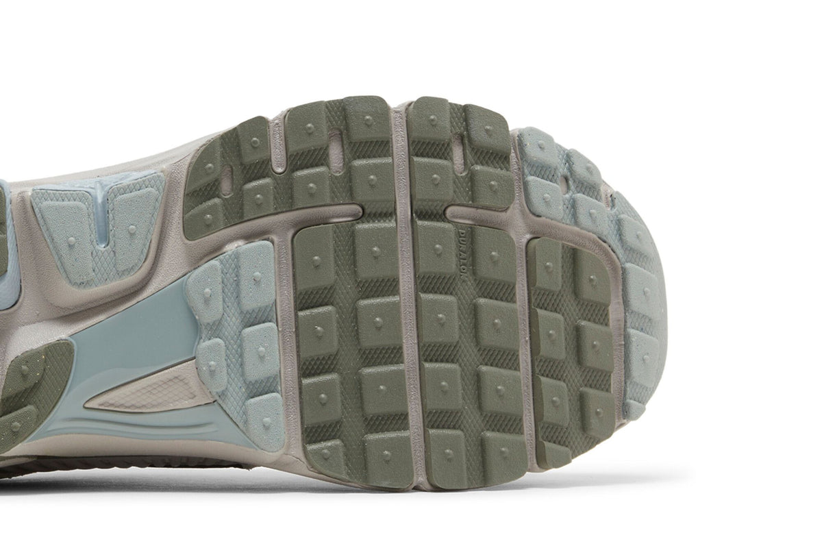Nike Zoom Vomero 5 SE Light Orewood Brown sneaker afbeelding 5 - stylecode FZ3653-104