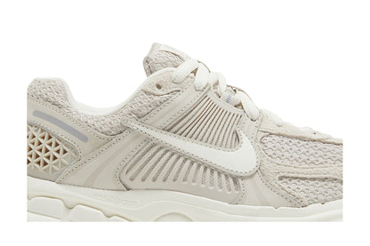 Nike Zoom Vomero 5 Light Orewood Brown (Women's) sneaker afbeelding 2 - stylecode FZ3780-101