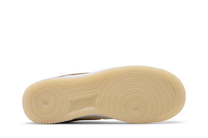 Nike Air Force 1 Low '07 LV8 Coconut Milk Khaki sneaker afbeelding 4 - stylecode FN5832-101