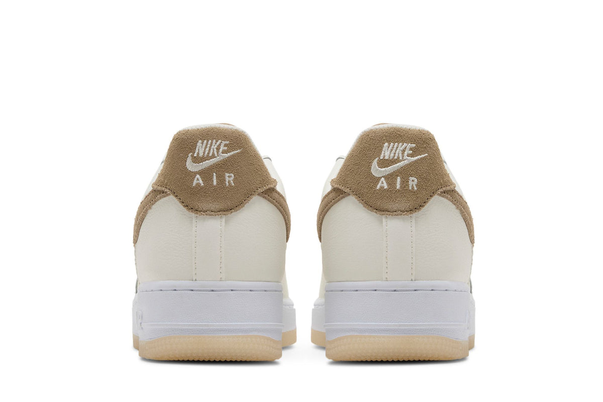 Nike Air Force 1 Low '07 LV8 Coconut Milk Khaki sneaker afbeelding 6 - stylecode FN5832-101