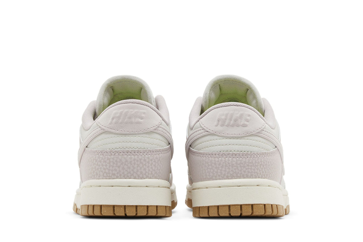 Nike Dunk Low PRM Next Nature Platinum Violet (Women's) sneaker afbeelding 6 - stylecode FN6345-001