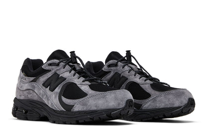 New Balance 2002R Gore-Tex JJJJound Charcoal sneaker afbeelding 8 - stylecode M2002RXZ