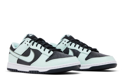 Nike Dunk Low Dark Smoke Grey Barely Green sneaker afbeelding 8 - stylecode FZ1670-001