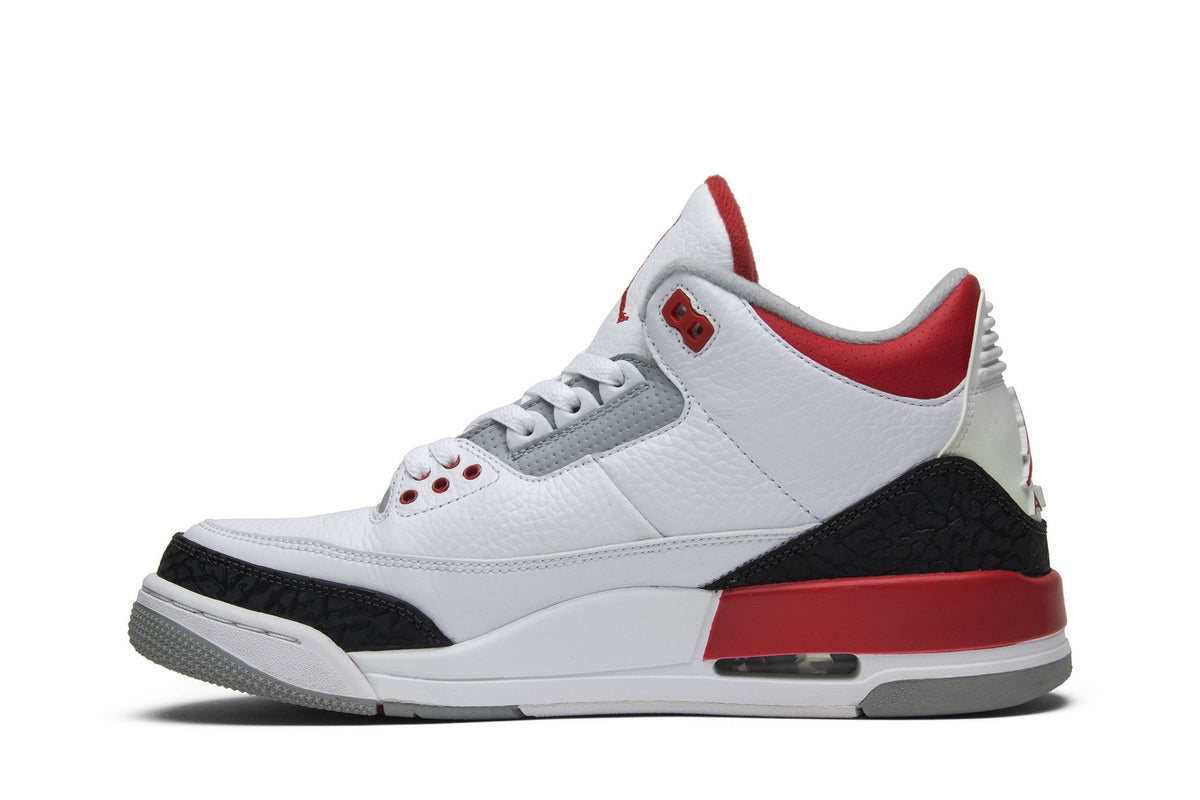 Jordan 3 Retro Fire Red (2013) sneaker afbeelding 3 - stylecode 136064-120