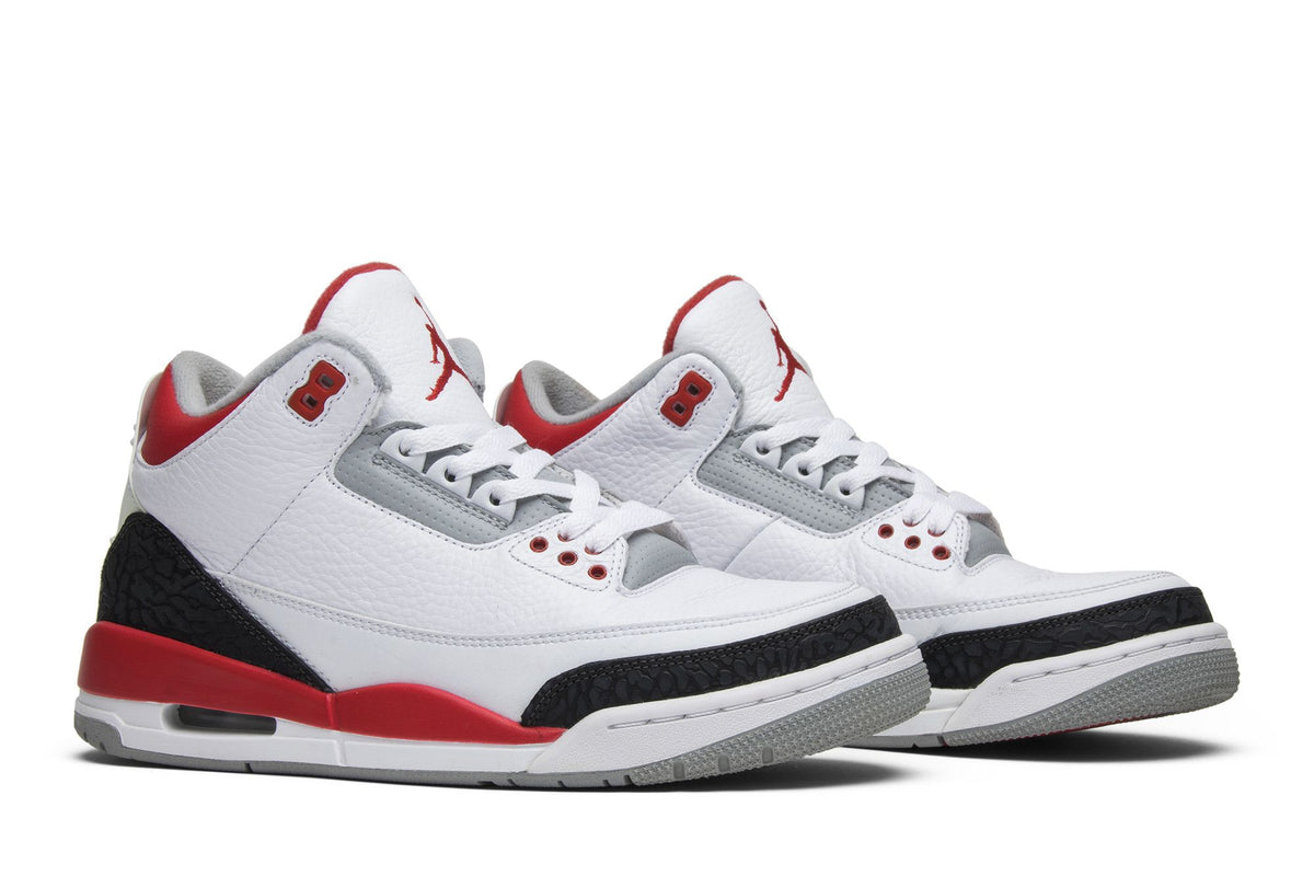 Jordan 3 Retro Fire Red (2013) sneaker afbeelding 8 - stylecode 136064-120