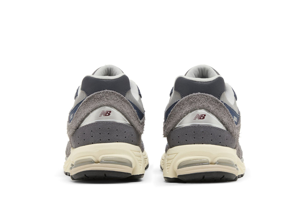 New Balance 2002R Navy Castlerock sneaker afbeelding 6 - stylecode M2002REL