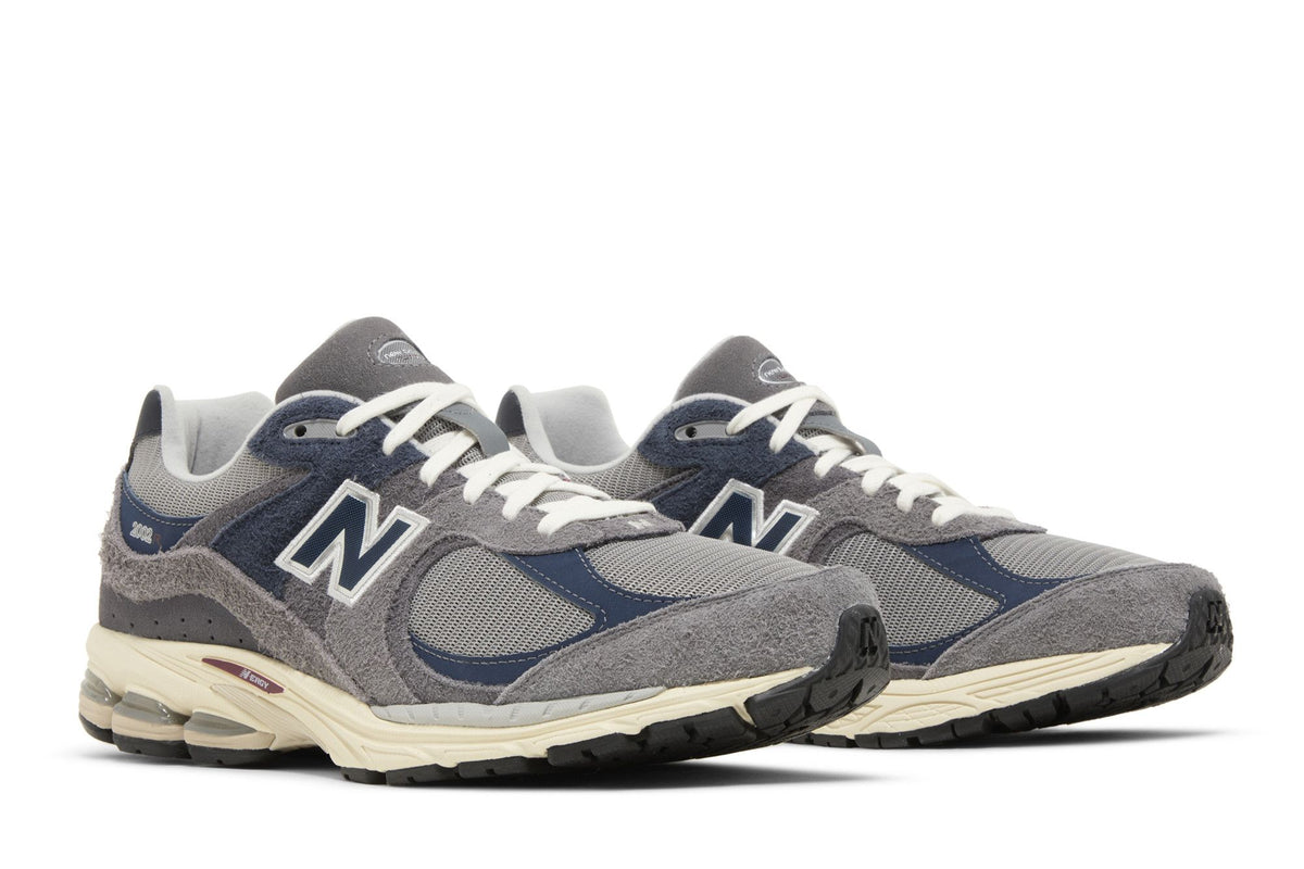 New Balance 2002R Navy Castlerock sneaker afbeelding 8 - stylecode M2002REL