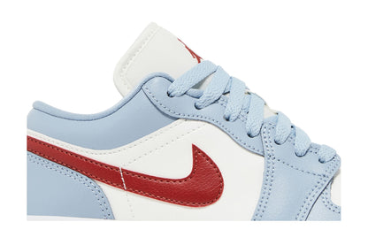 Jordan 1 Low Blue Whisper Dune Red (Women's) sneaker afbeelding 2 - stylecode DC0774-164