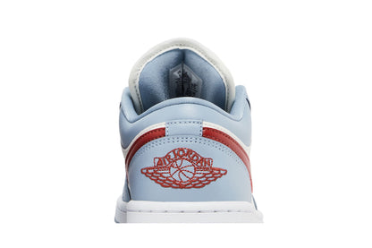 Jordan 1 Low Blue Whisper Dune Red (Women's) sneaker afbeelding 7 - stylecode DC0774-164