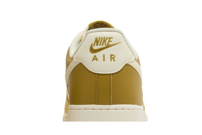 Nike Air Force 1 Low '07 Bronzine Saturn Gold sneaker afbeelding 7 - stylecode FZ4034-716