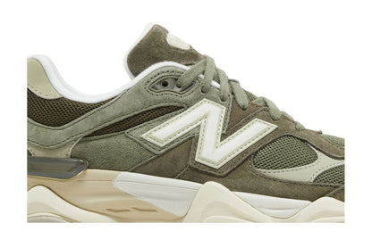 New Balance 9060 Dark Camo Sandstone sneaker afbeelding 2 - stylecode U9060JGO
