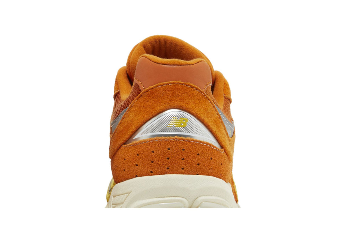 New Balance 2002R Ginger Lemon sneaker afbeelding 7 - stylecode M2002RPA