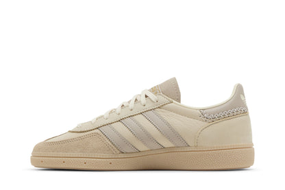 adidas Handball Spezial Cream White Beige (Women's) sneaker afbeelding 3 - stylecode IE3699