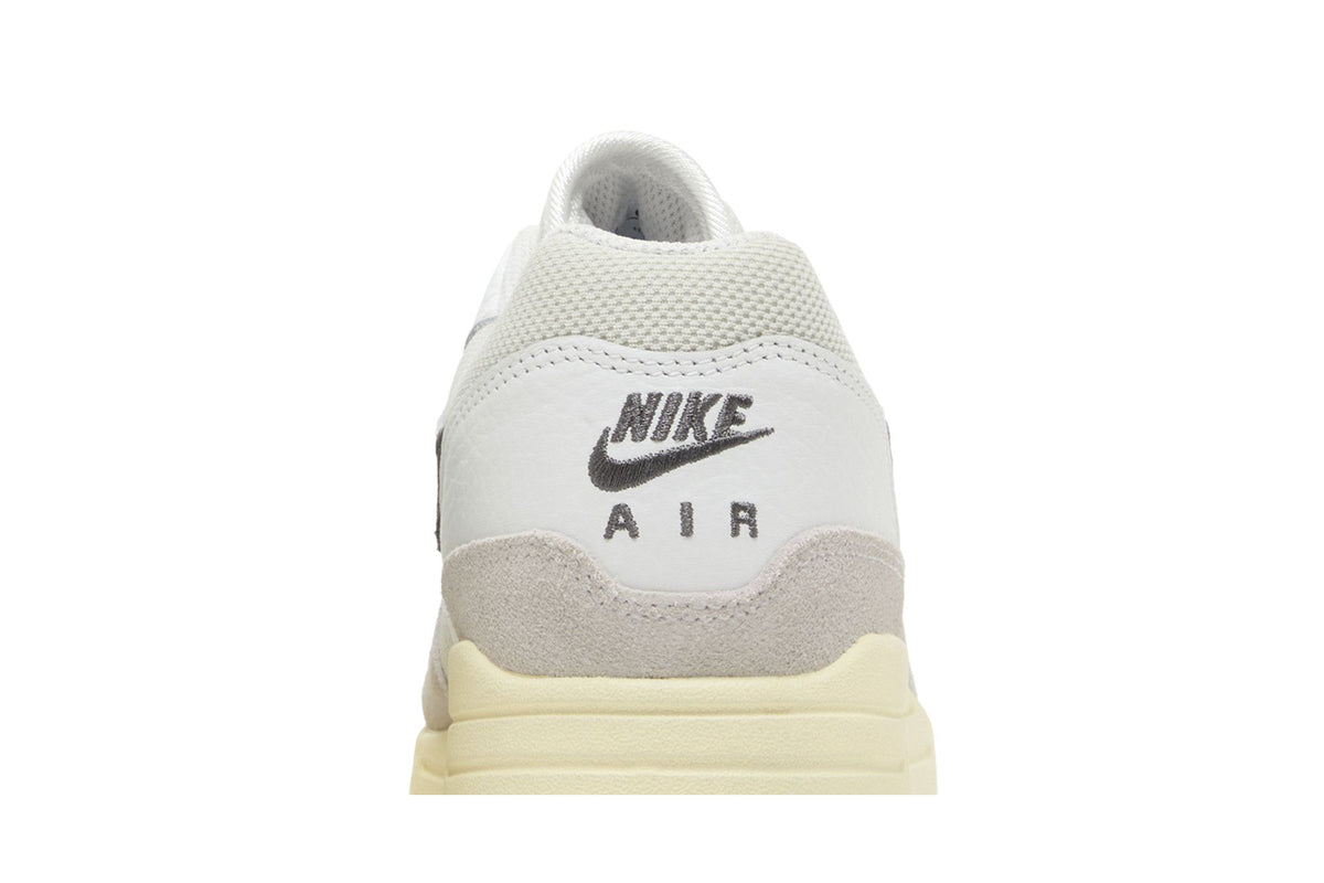 Nike Air Max 1 Light Bone Iron Grey sneaker afbeelding 7 - stylecode HJ3498-007