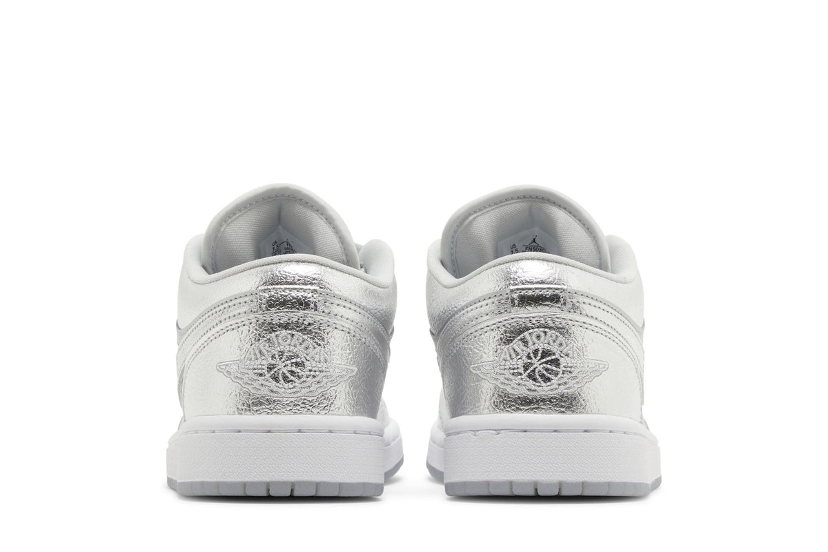 Jordan 1 Low SE Metallic Silver (Women's) sneaker afbeelding 6 - stylecode FN5030-001