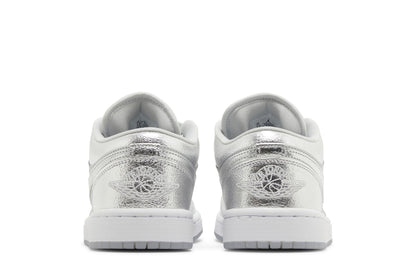 Jordan 1 Low SE Metallic Silver (Women's) sneaker afbeelding 6 - stylecode FN5030-001