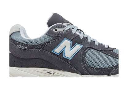 New Balance 2002R Magnent Lead sneaker afbeelding 2 - stylecode M2002RFB