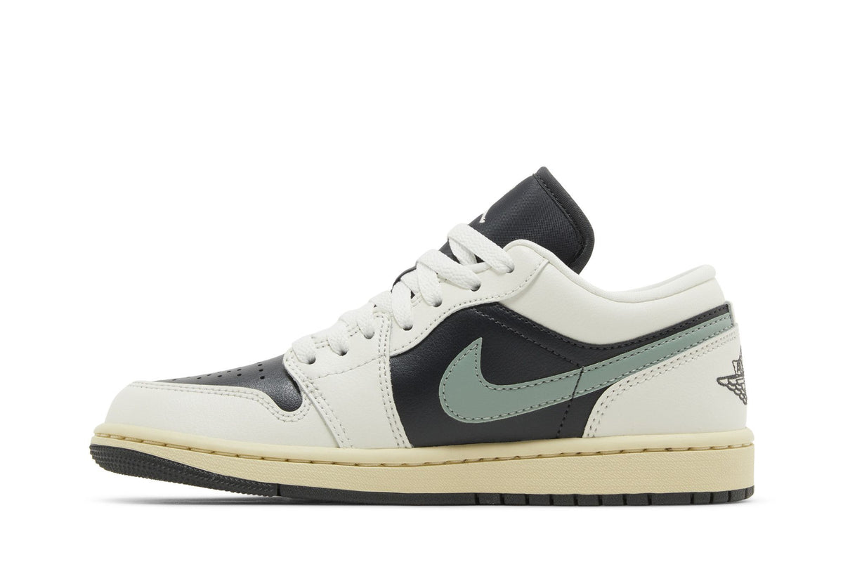Jordan 1 Low Jade Smoke (Women's) sneaker afbeelding 3 - stylecode DC0774-001