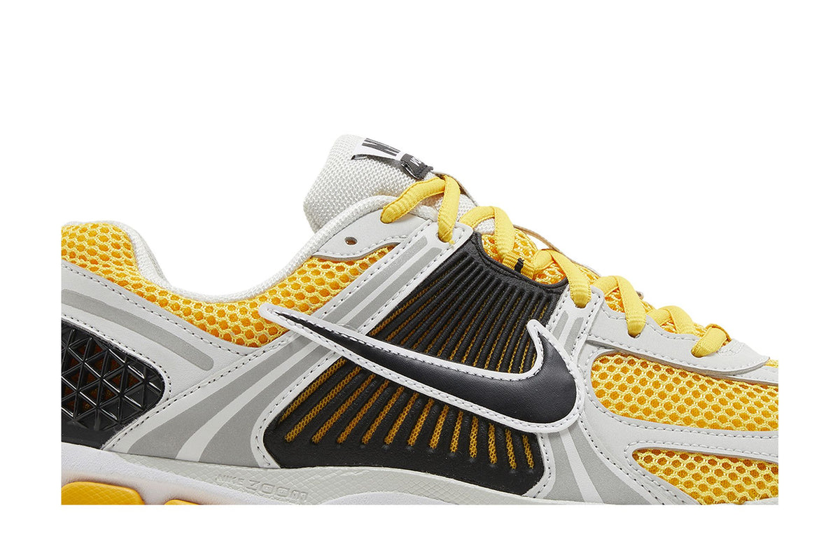 Nike Zoom Vomero 5 Photon Dust Laser Orange sneaker afbeelding 2 - stylecode FB9149-002