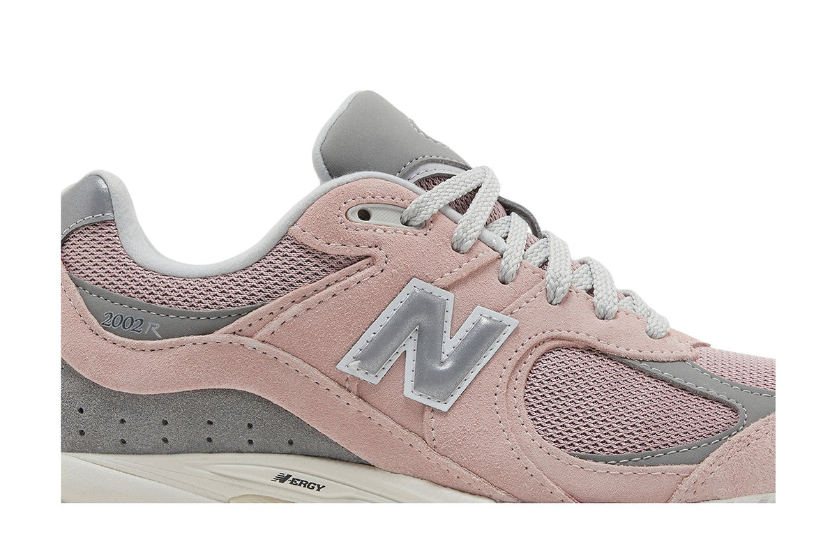 New Balance 2002R Orb Pink sneaker afbeelding 2 - stylecode M2002RFC